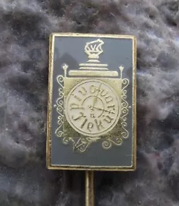 Vintage U Fleku Prague Micro Brewery Restaurant Tourist Pub Clock Logo Pin Badge - Picture 1 of 10