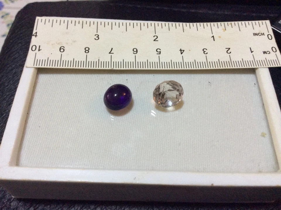 AMETISTA BRASILIANA CABOCHON   E CITRINO NATURALE CARATI 14,30 - Immagine 1 di 1