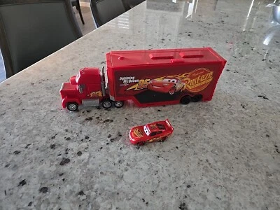 Disney Pixar Cars Transforming Mack Juego Rayo McQueen Guido Foto 1 de 4