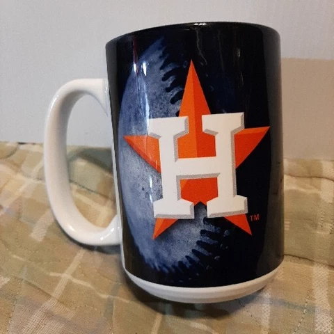 Houston Astros 2017 World Series Championship Original Mug From 2017 Preowned Cover