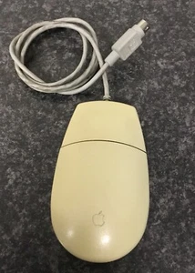 Apple Desktop Bus Mouse II M2706 Vintage Apple Mouse *UNTESTED* - Afbeelding 1 van 5
