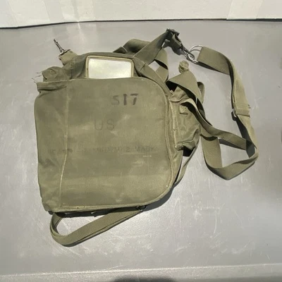 Bolsa de máscara de gas M40 y M42 Foto 1 de 4