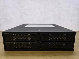 Icy Dock MB994SP-4S 4 x 2.5 Inch SATA 6Gbps SAS HDD/SSD Mobile Hard Drive Rack - Photo 1/10