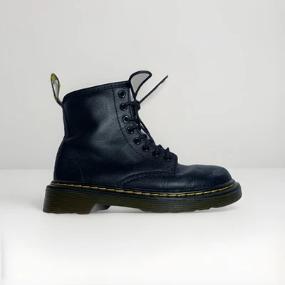 Botas de Combate Dr Martens Doc 1460 J Niños Jóvenes Talla 12 Cuero Negro Foto 1 de 4