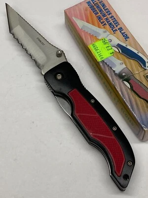 Folding Blk/Red Tanto Point Knife w Deep Serration Blade, Clip, Thumbknob - Image 1 of 4