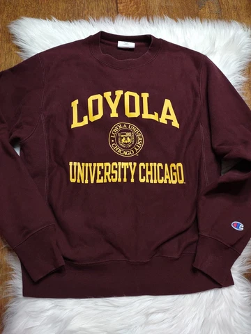Loyola University Chicago Sweatshirt Small Burgundy Champion Reverse Weave Cover