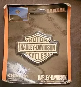 Harley Davidson Emblemz Silver Emblem Decal Chroma 9100 New in Package - Picture 1 of 2
