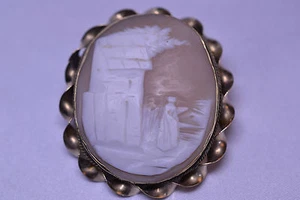 ANTIQUE SIGNED LARGE GOLD FILLED SCENIC SHELL CAMEO PIN WITH TWIST FRAME - Picture 1 of 7