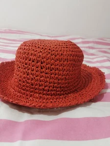 Red M&S Ladies Hat M/L Summer Nwt £17.50 - Picture 1 of 12