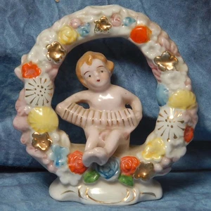 Vintage Cherub im Kranz Porzellan leere Flasche in sehr gutem Zustand - Bild 1 von 6