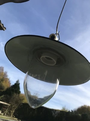 ancienne lampe de cour De1950/1970  - Photo 1/4