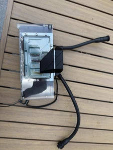 Alphacool Eiswolf 2 RX 7900XTX/XT Taichi - Phantom mit Backplate - Afbeelding 1 van 10