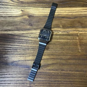 Reloj Digital Casio 1978 Revival F-100 Retro Estuche de Resina con Colores Originales - Imagen 1 de 8