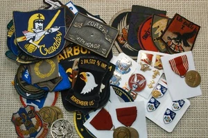 MISCELLANEOUS MILITARY PATCHES LOT - Picture 1 of 9