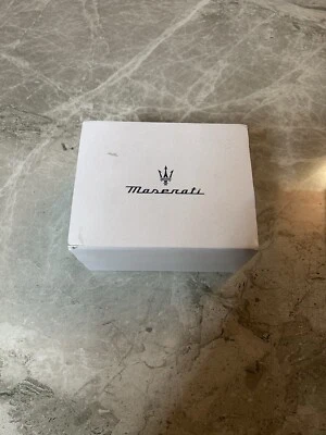 Orologio MASERATI uomo Traguardo automatico bicolore R8823112004 - Immagine 1 di 4