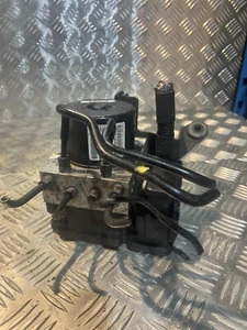 MAZDA 3 ABS PUMP 8V61-2C405-E 8V612C405E A426G09W223. D2 - Picture 1 of 5