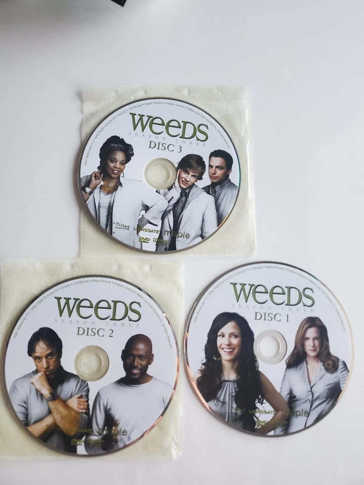 Weeds Season Three Disc Only Loose DVD TV Series Lionsgate - Image 1 of 4