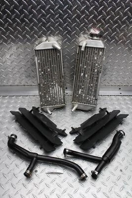 2001 SUZUKI DRZ400E ENGINE COOLING LEFT/RIGHT RADIATORS W/ HOSES & COVERS - Image 1 of 4