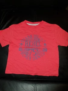 REBEL JNR UK BOYS SIZE 2 - 3 YEARS RED SHARK ISLAND TSHIRT TOP - Picture 1 of 3
