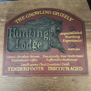 BIG SKY CARVERS Hunting Lodge 3D WOOD SIGN Hand Paint 19x16 Montana Grizzly Bear - Picture 1 of 4