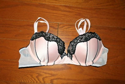 SUJETADOR 34C ❤️ TEASE VICTORIA'S SECRET ❤️ SUPER PUSH UP ❤️ BALCONETTE encaje satinado Foto 1 de 4