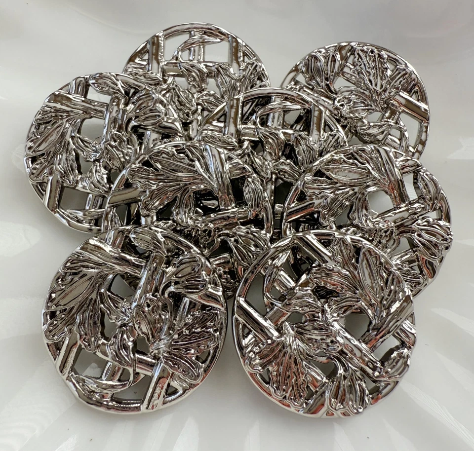 10PC Silver Leave Vines Metal Buttons with Shank 25mm - Image 1 of 4