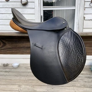 Made in England all purpose cross country event saddle 17” seat medium wide Tree - Picture 1 of 16