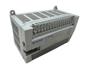 Allen-Bradley 1762-L40BWA MicroLogix 1200 Controller *No Top Terminal Cover* - Picture 1 of 3