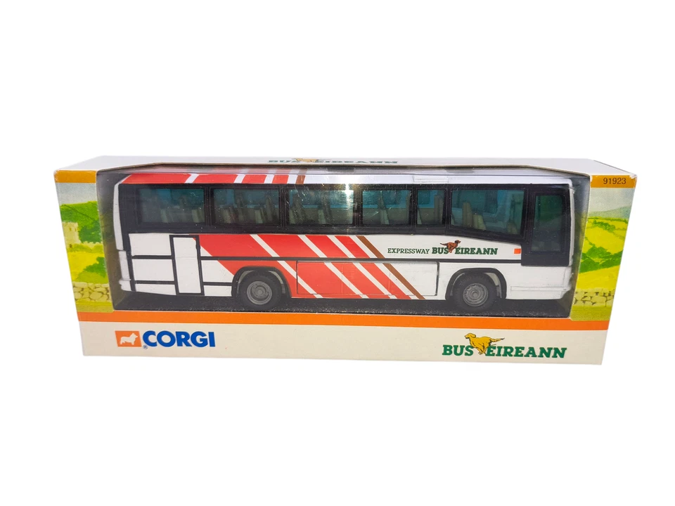 1995 Corgi Bus Eireann Plaxton Paramount Coach 1:64 Scale - Image 1 of 2