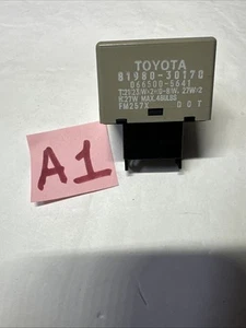 06-17 LEXUS TOYOTA FLASHER RELAY MODULE UNIT TURN SIGNAL HAZARD LIGHTS DENSO OEM - Picture 1 of 7