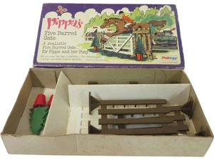 Palitoy Pippa's Five Barred Gate Set Toy Made in Hong Kong Vintage Box - Picture 1 of 3