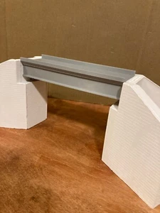 Puente de viga de hormigón HO 50' vía única BNSF, CSX, CP, CN, KCS, NS, SP, UP - Imagen 1 de 5