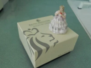 ROYAL DOULTON PORCELAIN RED RED ROSE MINIATURE LADIES FIGURINE - 2005 - BOXED