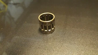 CAGE A AIGUILLES DE PISTON RENFORCE MOTOS 50cc DERBI / MINARELLI AM6 / PEUGEOT - Immagine 1 di 2