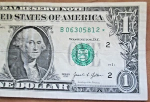 2021 NYNY $1 REPLACEMENT *STAR* NOTE B06305812*, XF, CIRCULATED - Imagen 1 de 3