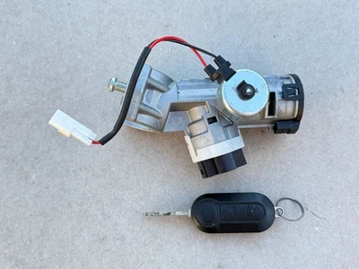 2015-2022 RAM PROMASTER 1500 INTERRUPTOR DE IGNIÇÃO CILINDRO DE BLOQUEIO COM CHAVE OEM P68257356AA - Imagem 1 de 4