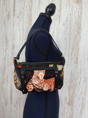 Auténtico bolso de mano Salvatore Ferragamo de nailon de cuero multicolor Foto 1 de 4