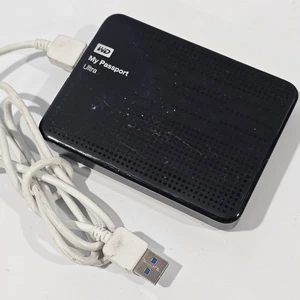 Western Digital My Passport Ultra WDBMWV0020BBK-05 2TB External HD With Cable - Picture 1 of 3