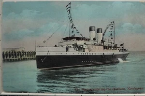 OLD POSTCARD THE DIEPPE ENTERING THE HARBOUR NEWHAVEN - Picture 1 of 2