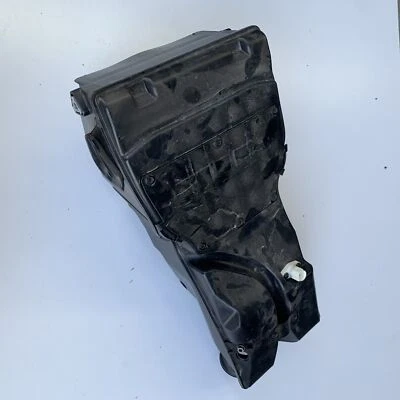 KTM DUKE 790 2018 caja de admisión de aire caja de filtro caja de aire 64106001000 Foto 1 de 4