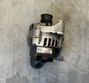 2001-2006 BMW E53 X5 Engine Alternator Generator Unit OEM - Picture 1 of 4