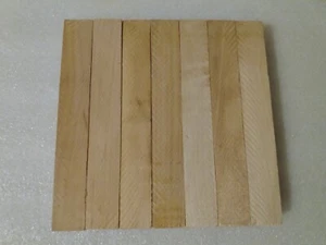Real Hardwood Maple Parquet Flooring 6 1/2in x 6 3/8in x 3/4in - Picture 1 of 9