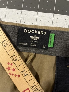 Pantalone Dockers Stain Defender uomo 36x32 marrone kaki vestibilità classica Active Flex - Foto 1 di 11
