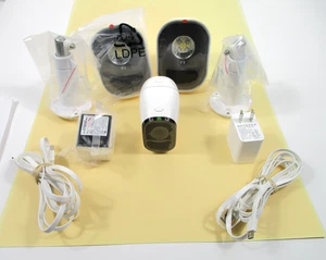 ** ¡NUEVO Sistema de Cámara de Seguridad Arlo con Accesorios y Caja! - Imagen 1 de 5