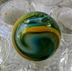 5/8" Peltier Multi Color Swirl In Wet Mint Condition. - Picture 1 of 9