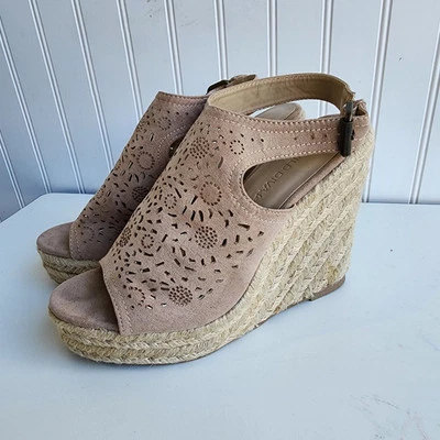 Sandalias de cuña WILD DIVA LOUNGE beige topo con cordones plataforma tacón talla 8 Foto 1 de 4