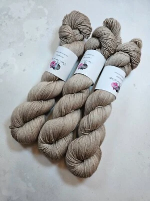 Hand Gefärbt Sw Merino Nylon Garn, 4-ply, Griffweise Gewicht, 100 G, Black Rose - Bild 1 von 4