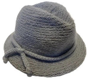 Vintage Chlorofibre Woman's Hat Banded Gray Made In Italy Winter - Picture 1 of 9