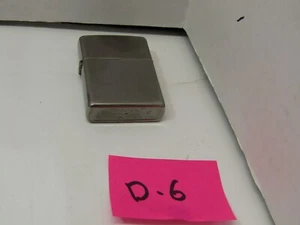 D-6 OLD USED ZIPPO LIGHTER PLAIN COLLECTABLE - Picture 1 of 2
