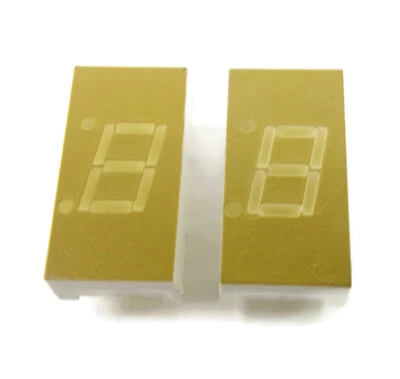(2-pcs) 0.3" YELLOW 7 Segment + Decimal Point Common Anode Numeric LED Displays - Image 1 of 3